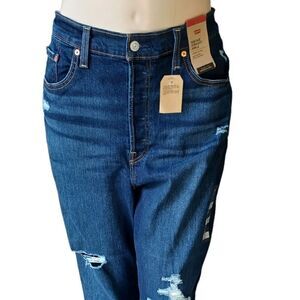 681835....Levis Ribcage Straight leg Jeans Size 18W